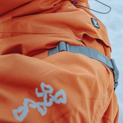 Abrigo Invernal Bare Sunrise Hurtta Para Perros - Imagen 11